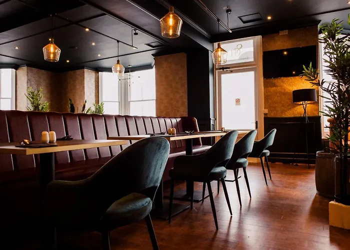 San Clu Hotel, Bar & Brasserie
