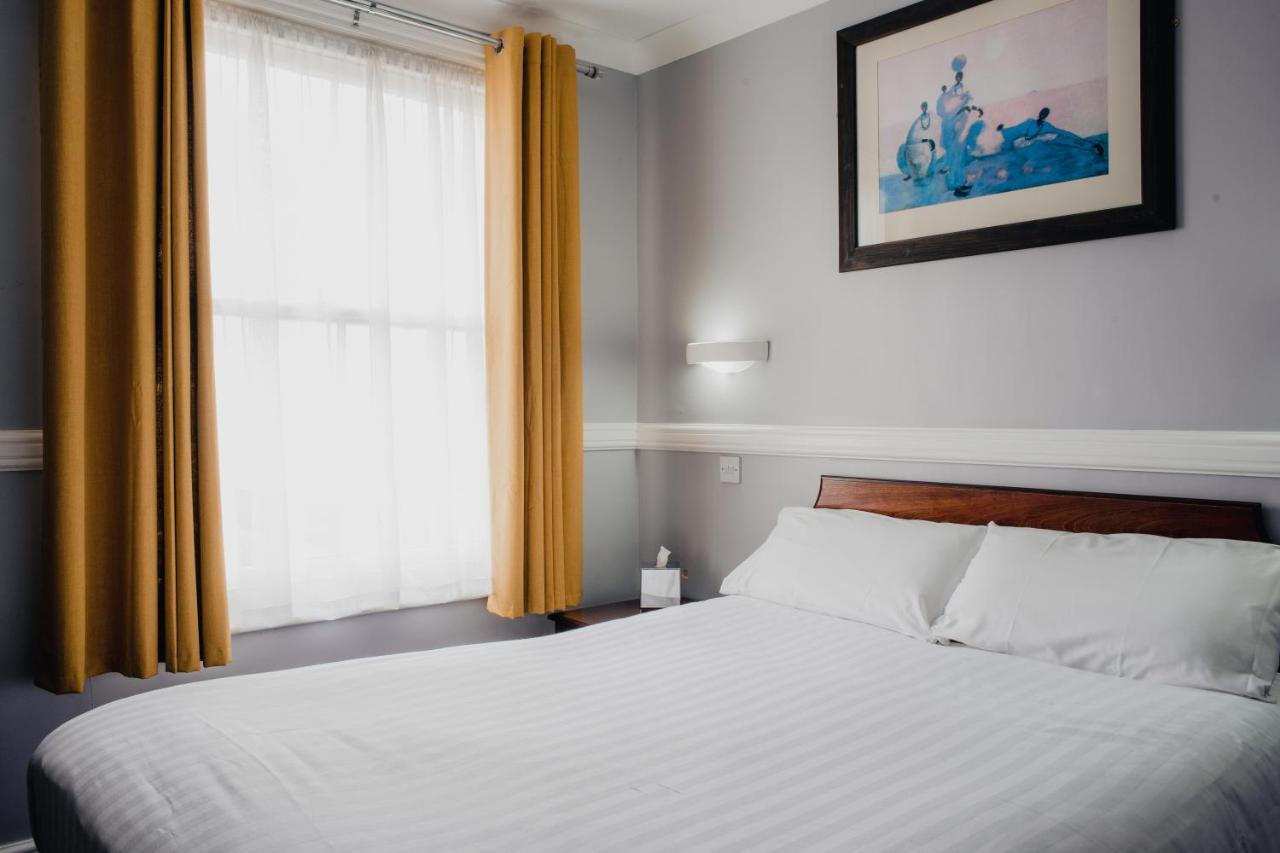 Hotel San Clu Hotel, Bar & Brasserie 3*